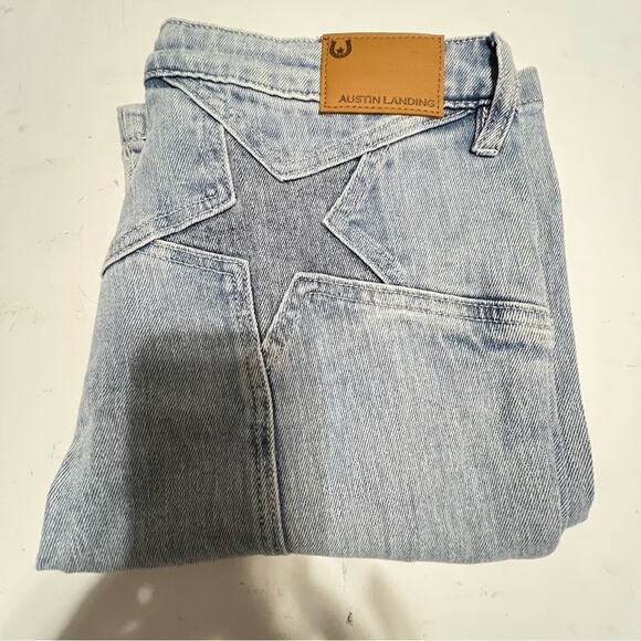 Austin Landing Mid Rise Flare Jeans Size 9 Size 29 - Picture 1 of 11
